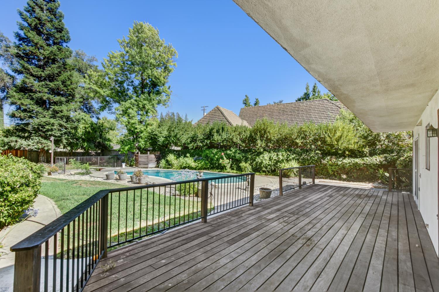 405 Crocker Road
