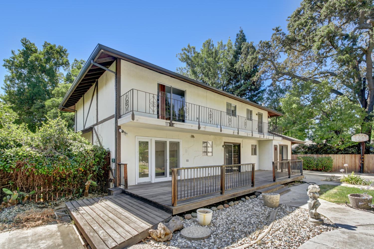 405 Crocker Road