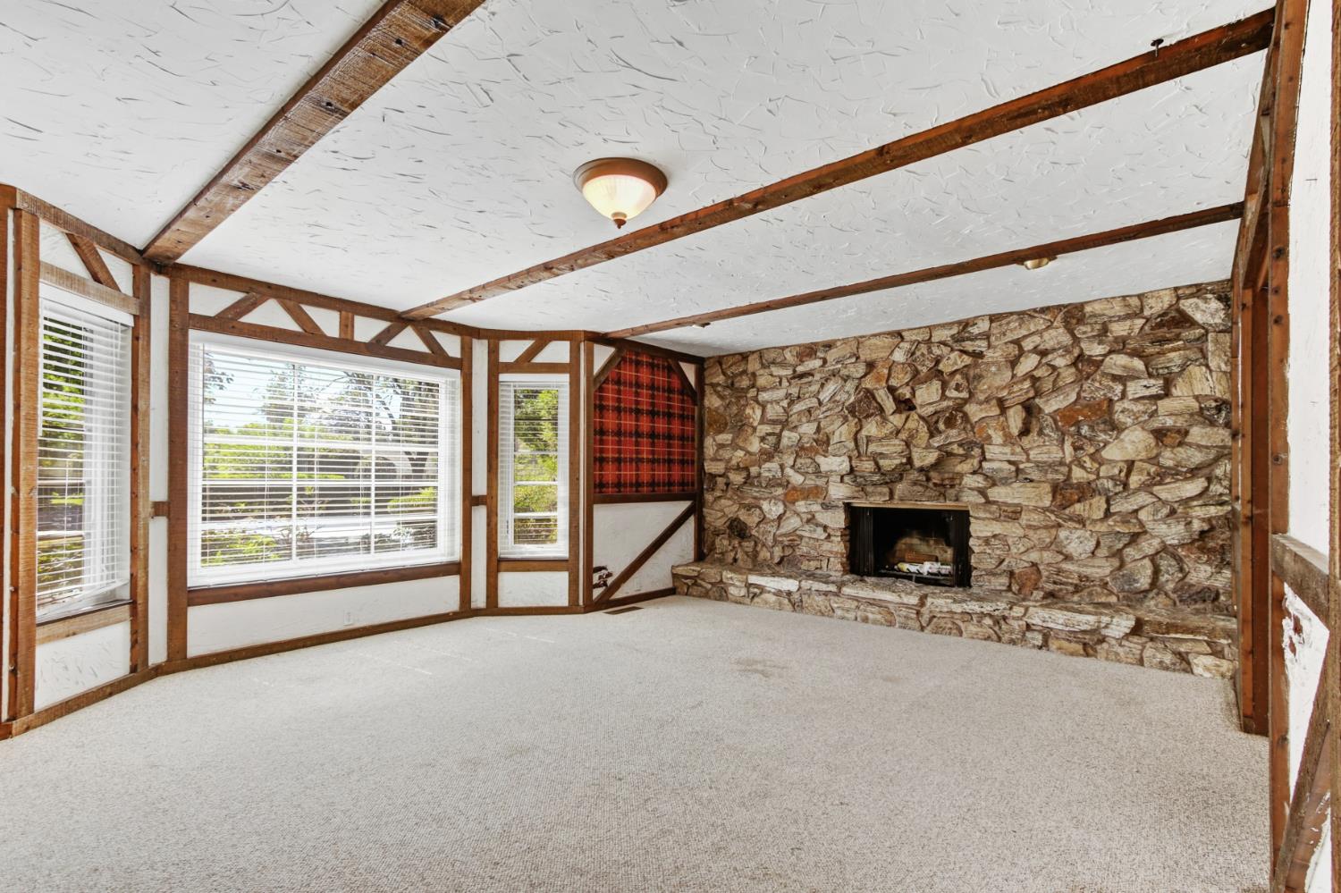 405 Crocker Road