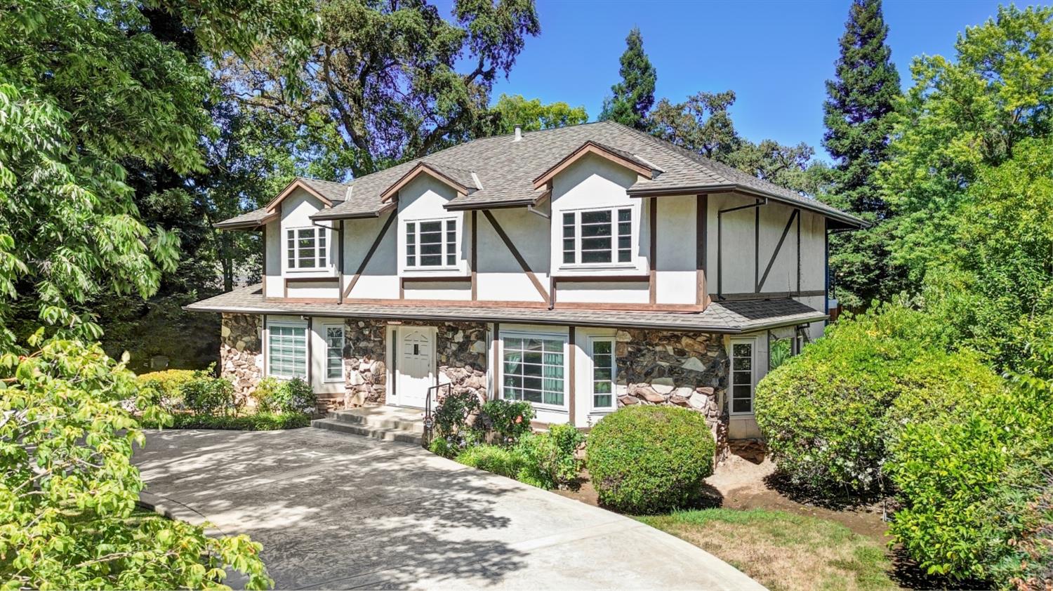 405 Crocker Road