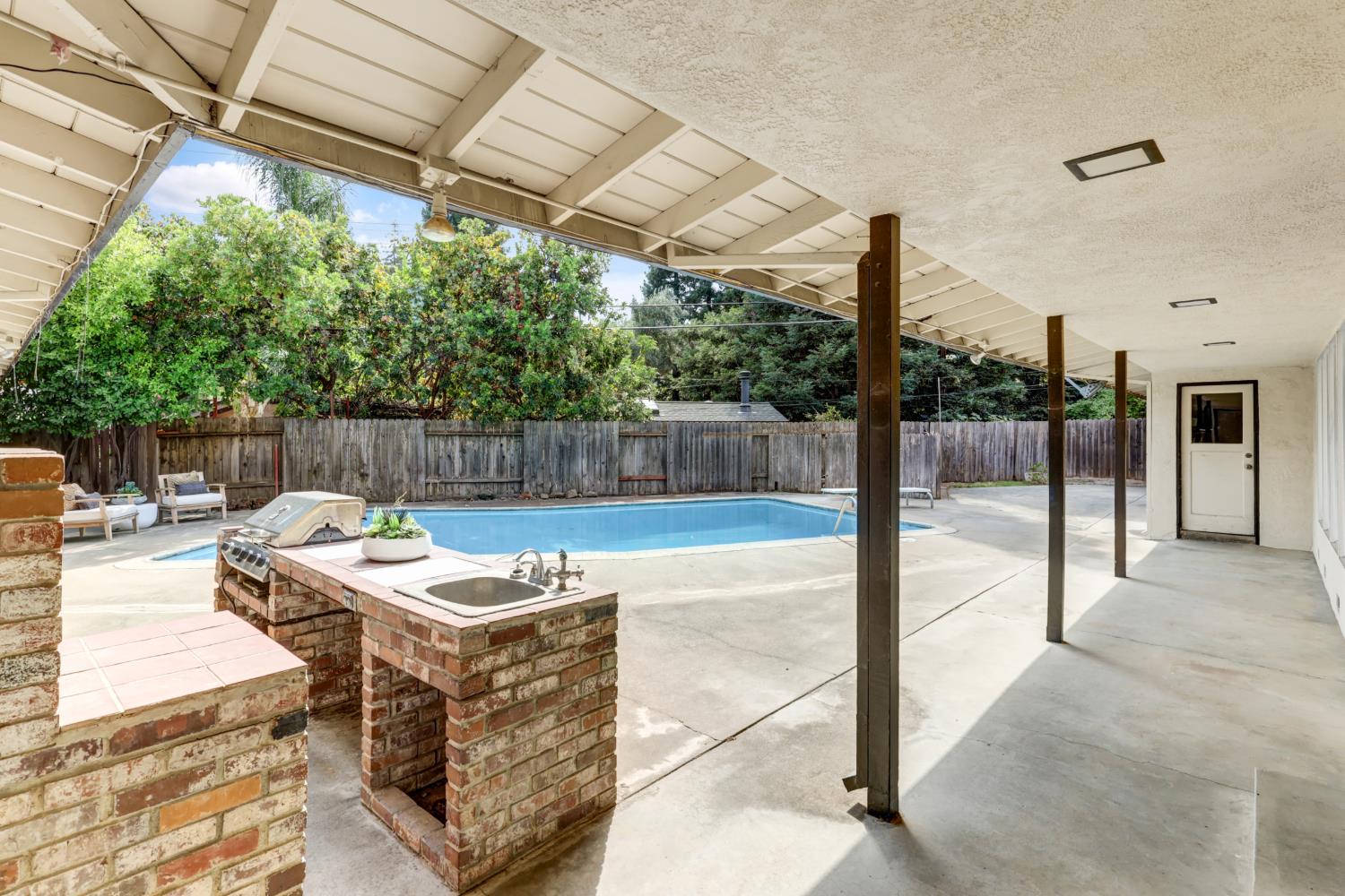 4900 Beutler Drive