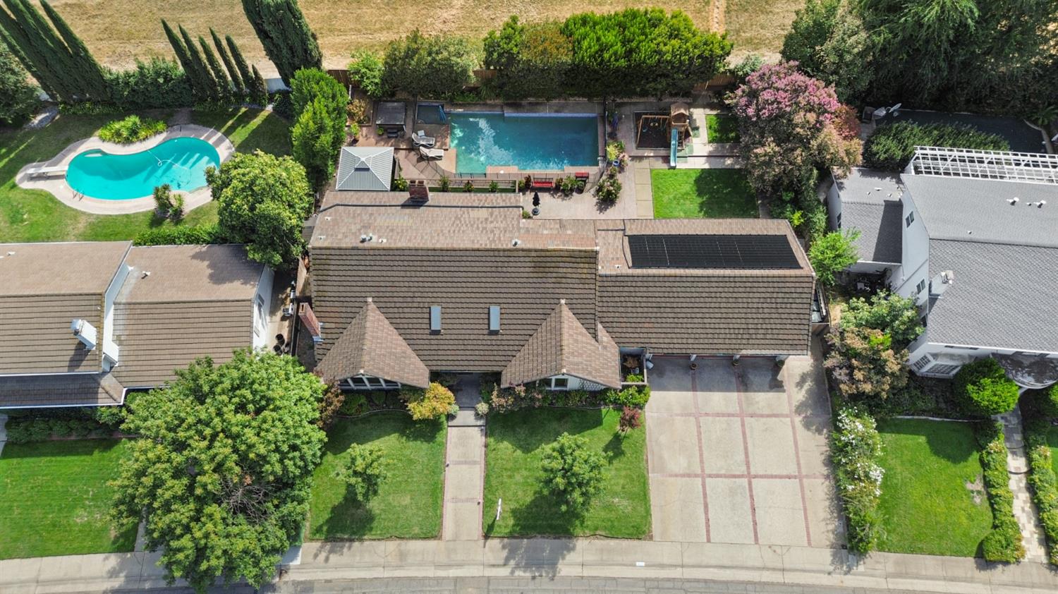 4020 Crondall Drive