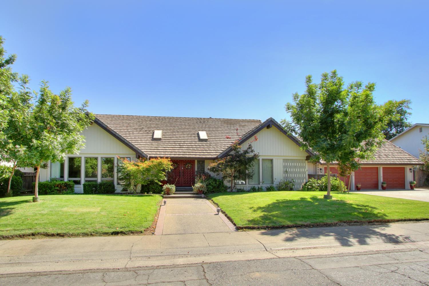 4020 Crondall Drive