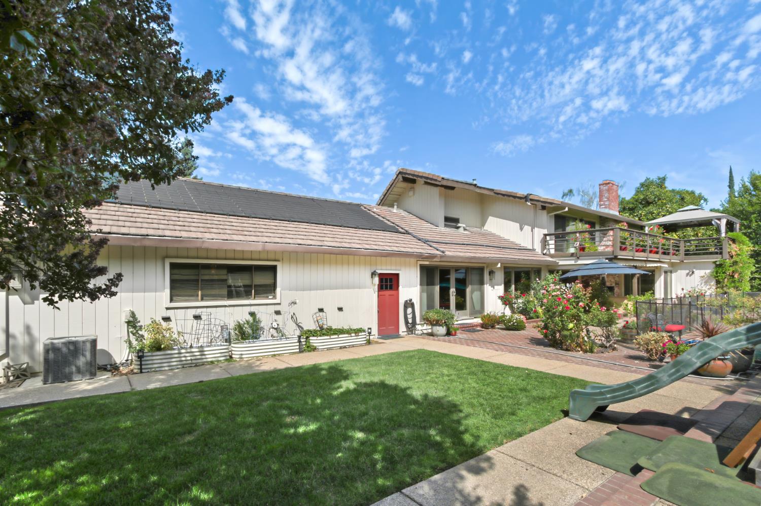 4020 Crondall Drive