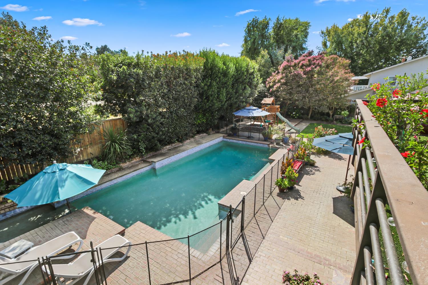 4020 Crondall Drive