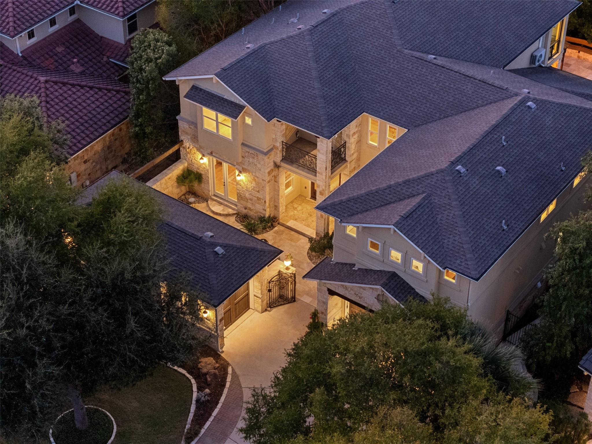 9308 Travertine CV