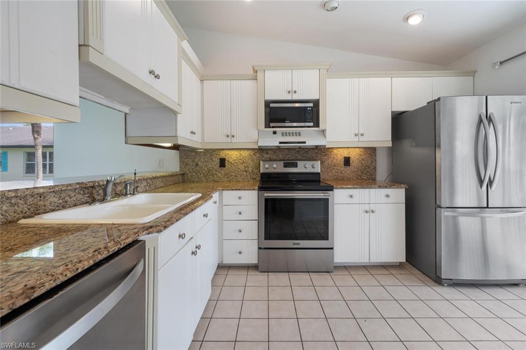 4130 Looking Glass LN # 3802