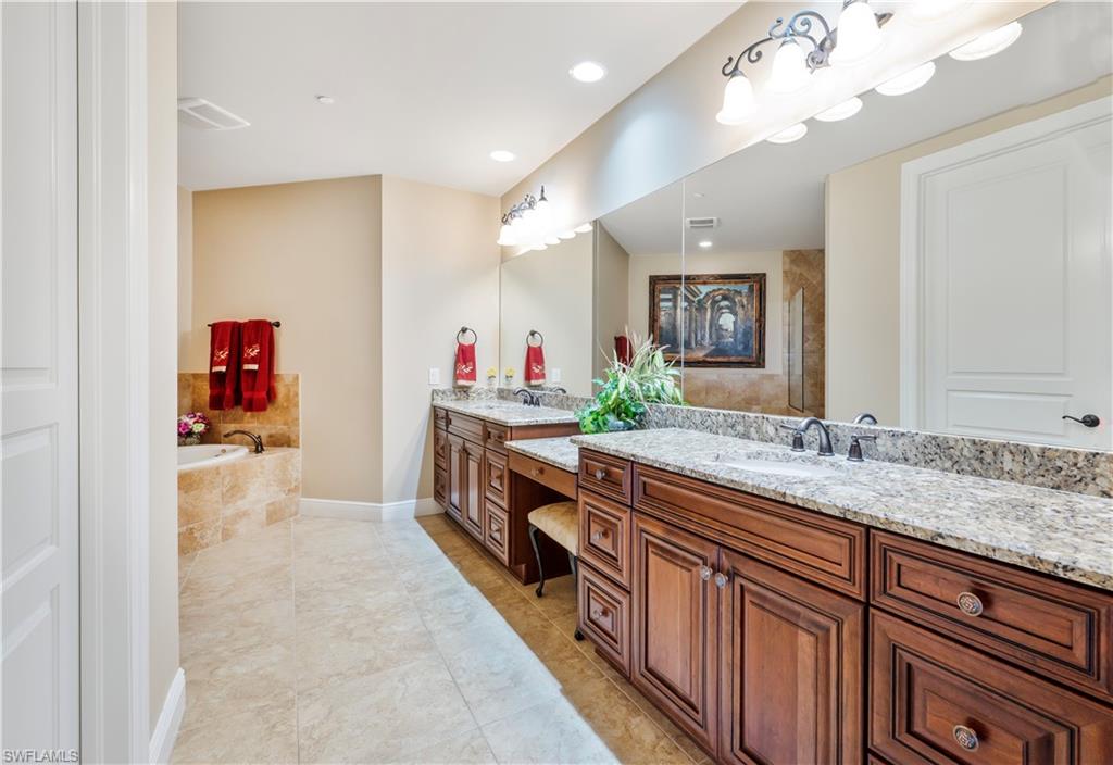 2555 Marquesa Royale LN # 301 Unit: 1-301