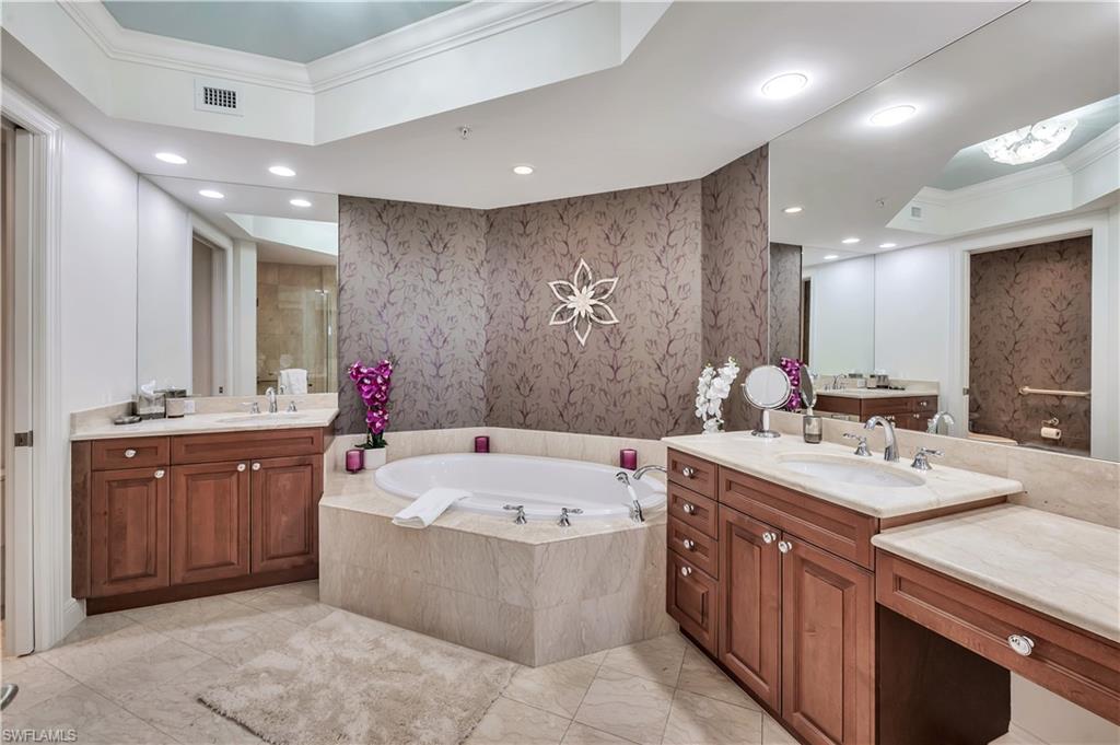 23850 Via Italia CIR # 404