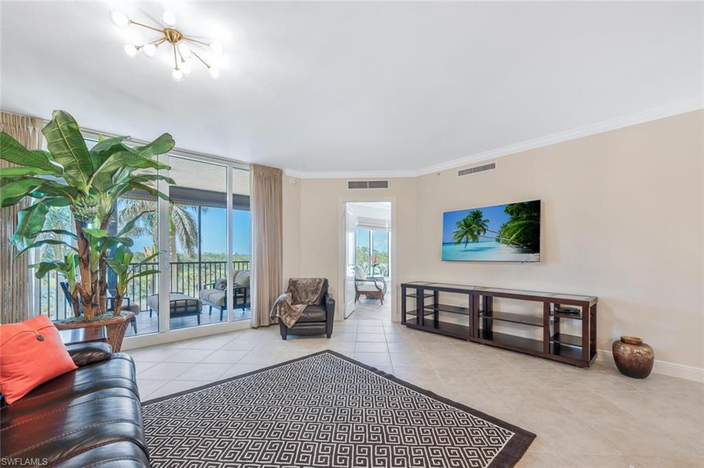 23850 Via Italia CIR # 204