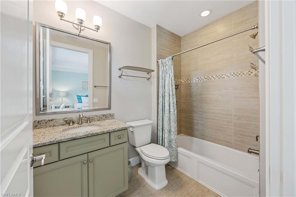 2745 Tiburon BLVD E 102
