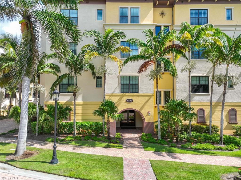 2745 Tiburon BLVD E 102