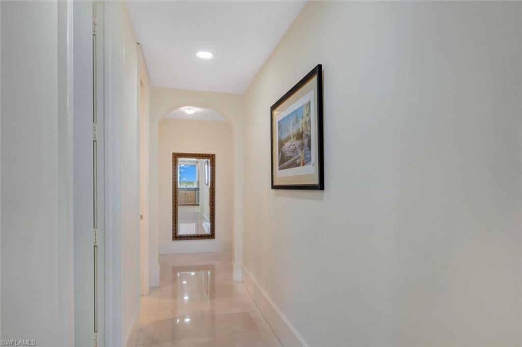2738 Tiburon BLVD E # B502 Unit: PH-B502