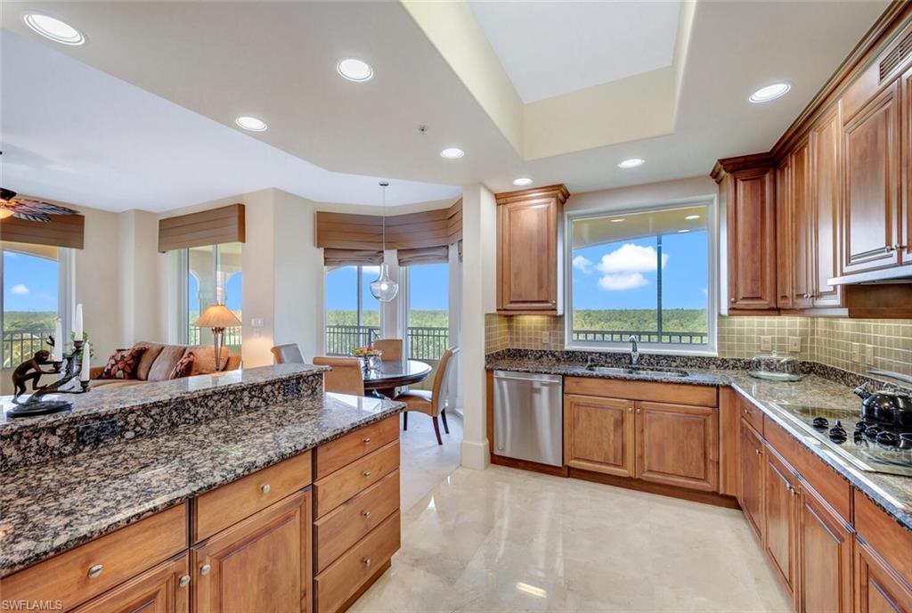 2738 Tiburon BLVD E # B502 Unit: PH-B502