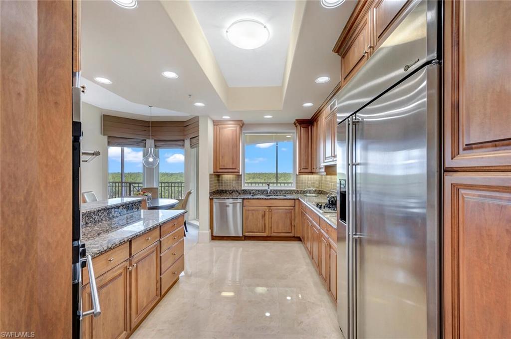 2738 Tiburon BLVD E # B502 Unit: PH-B502