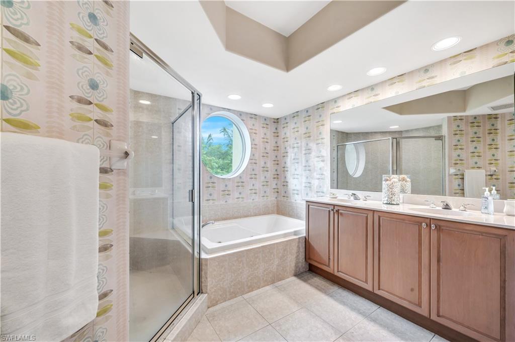 2748 Tiburon BLVD E # 301 Unit: C-301