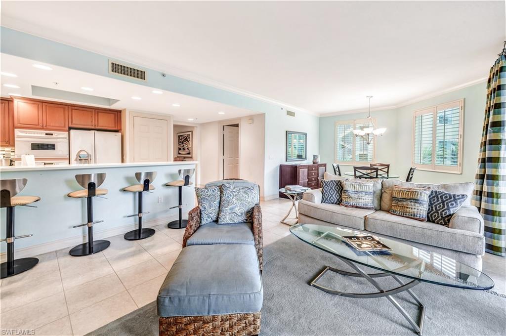 2748 Tiburon BLVD E # 301 Unit: C-301