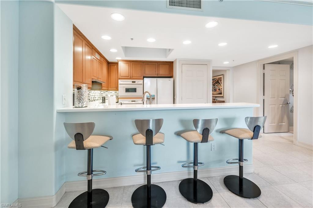 2748 Tiburon BLVD E C-301