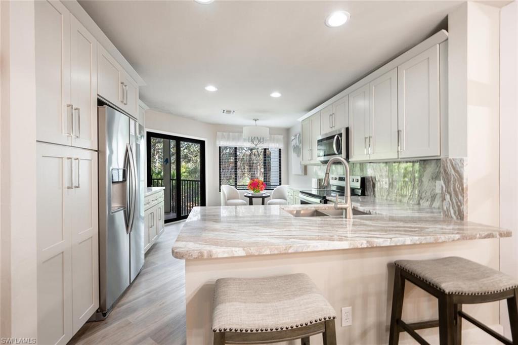 27113 Oakwood Lake DR