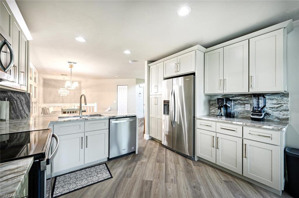 27113 Oakwood Lake DR