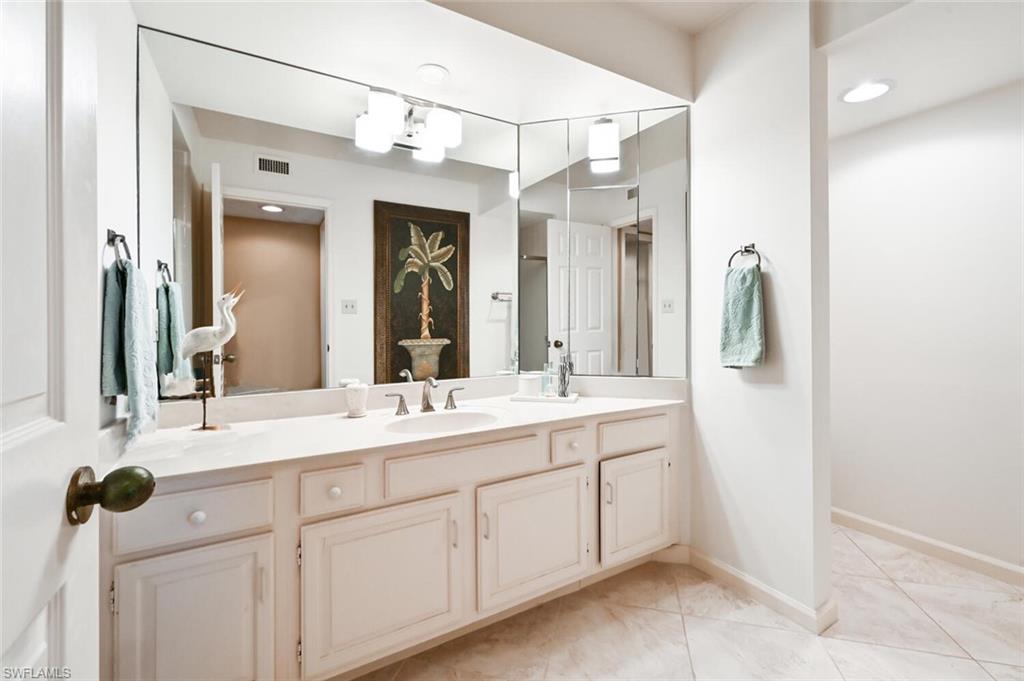 4551 Gulf Shore BLVD N # 1001