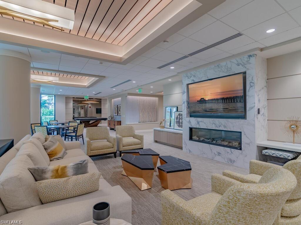 4551 Gulf Shore BLVD N # 1001