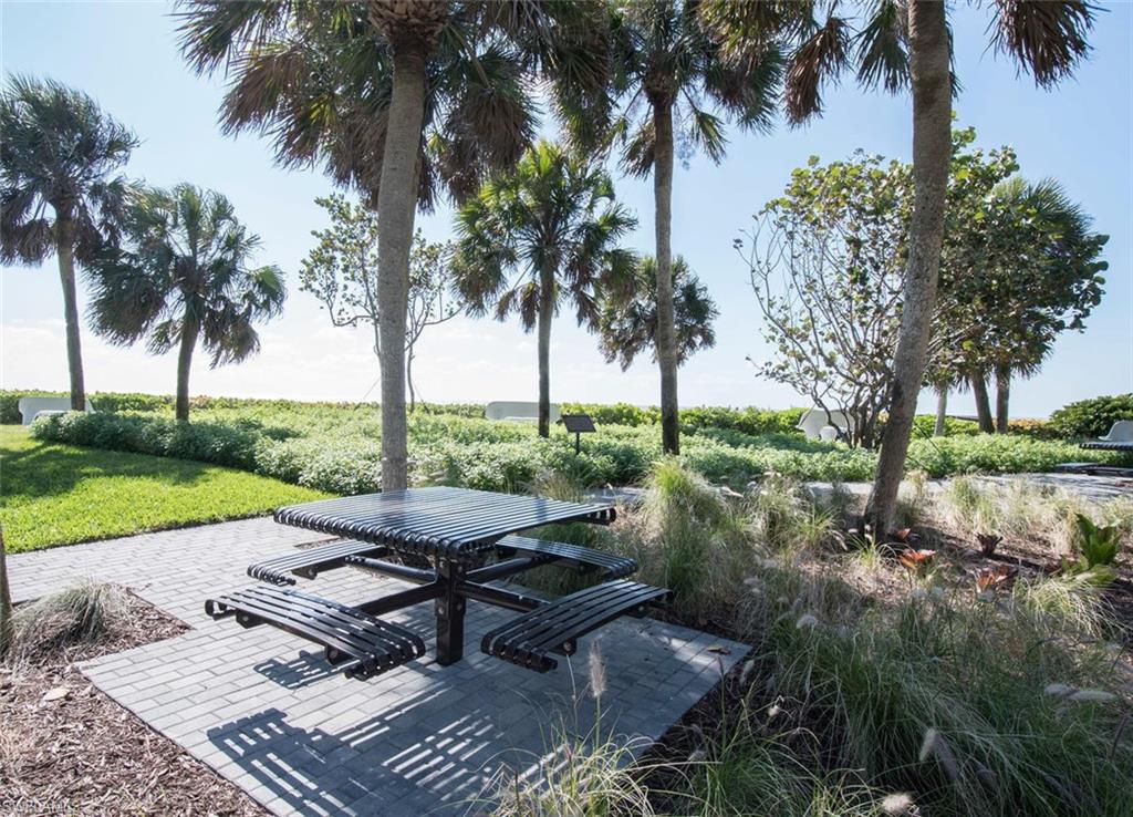 4551 Gulf Shore BLVD N # 1001