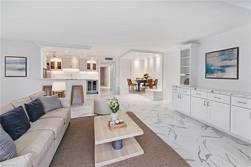 222 Harbour DR # 114, NAPLES Unit: 114