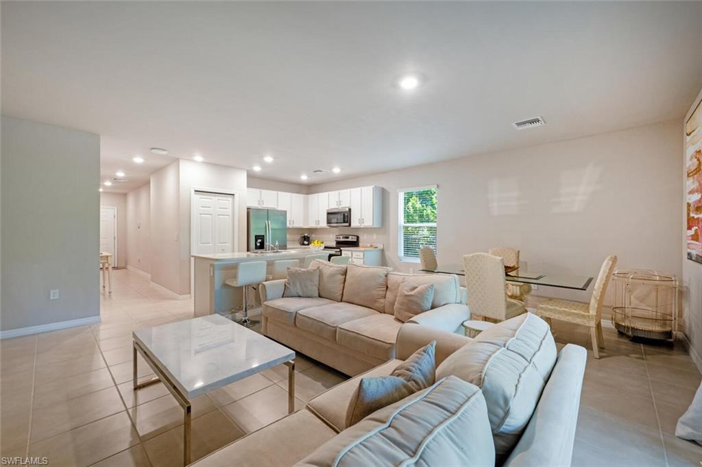 15201 Wildflower CIR