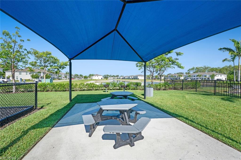 15201 Wildflower CIR
