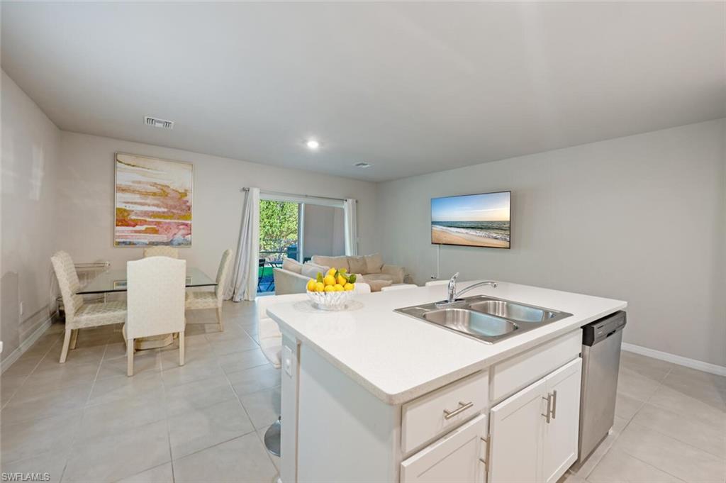 15201 Wildflower CIR