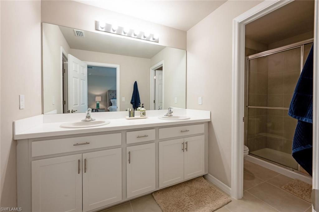 15201 Wildflower CIR