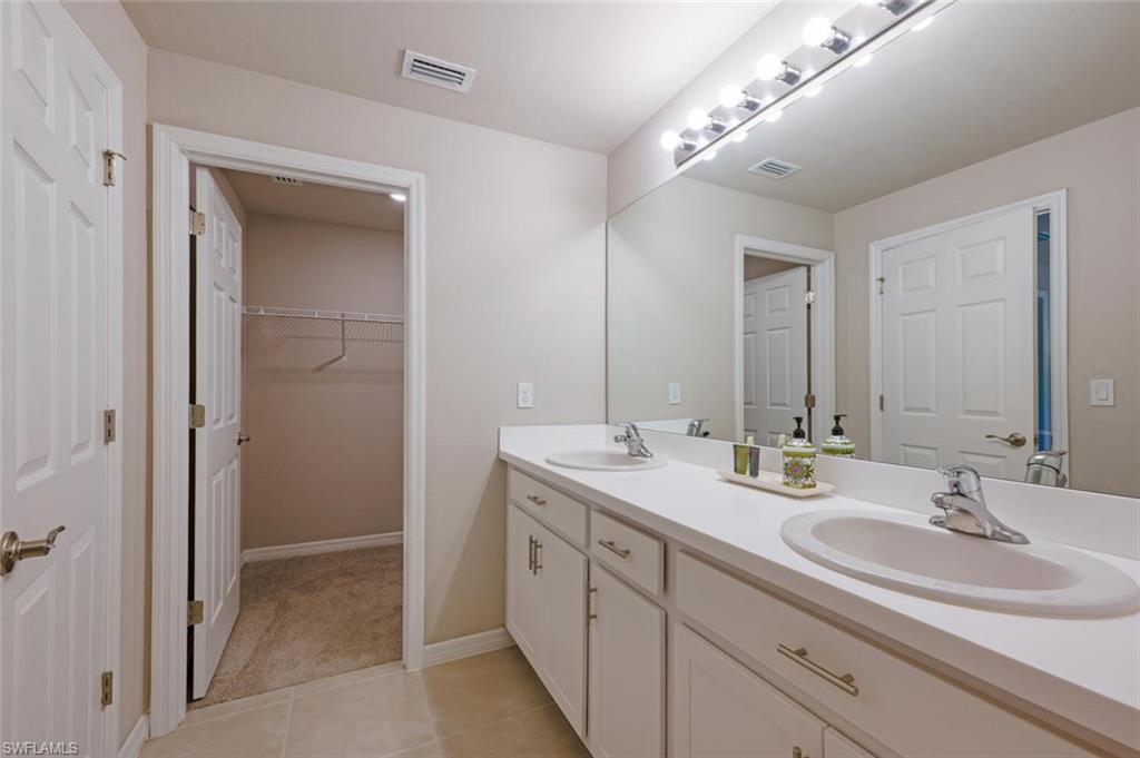 15201 Wildflower CIR