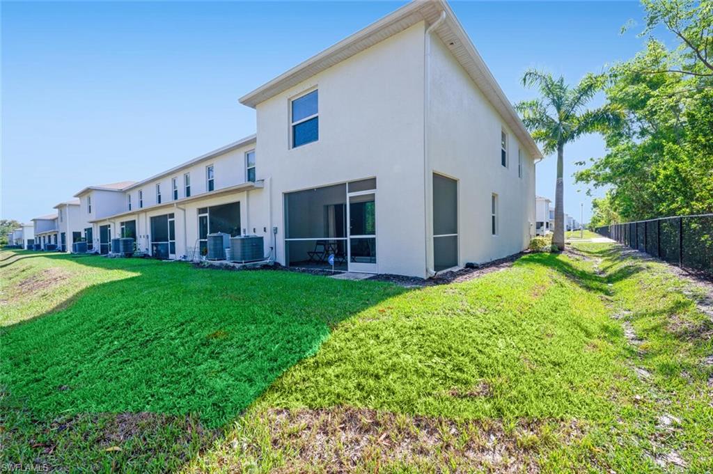 15201 Wildflower CIR