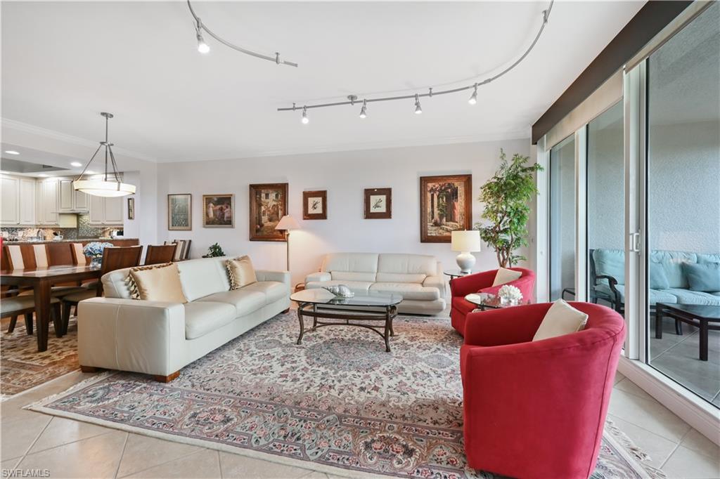 23850 Via Italia CIR # 404