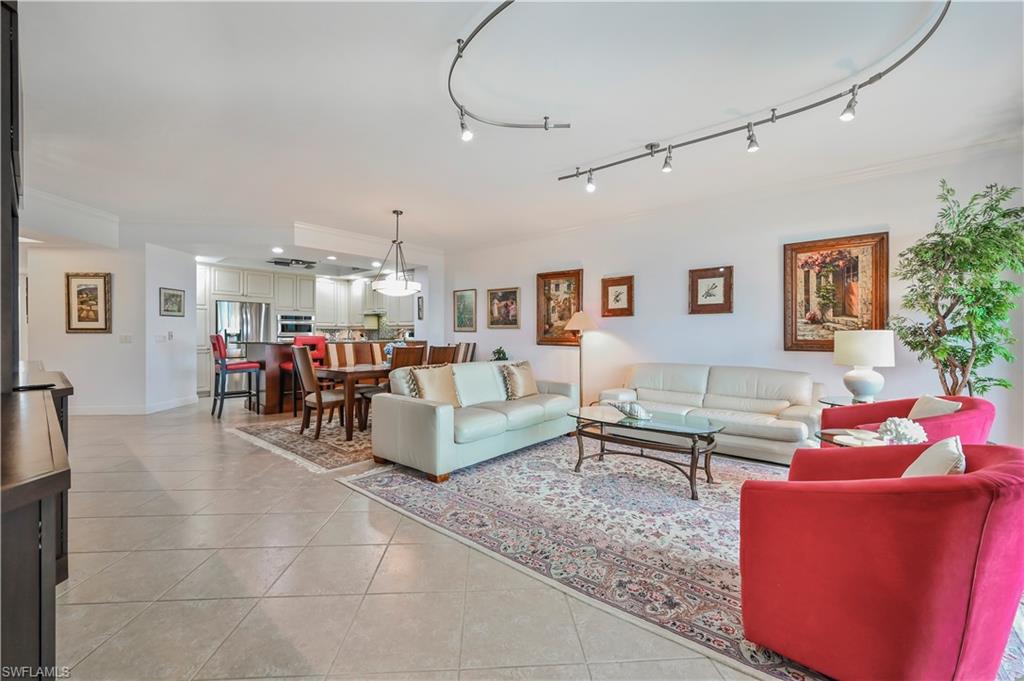 23850 Via Italia CIR # 404