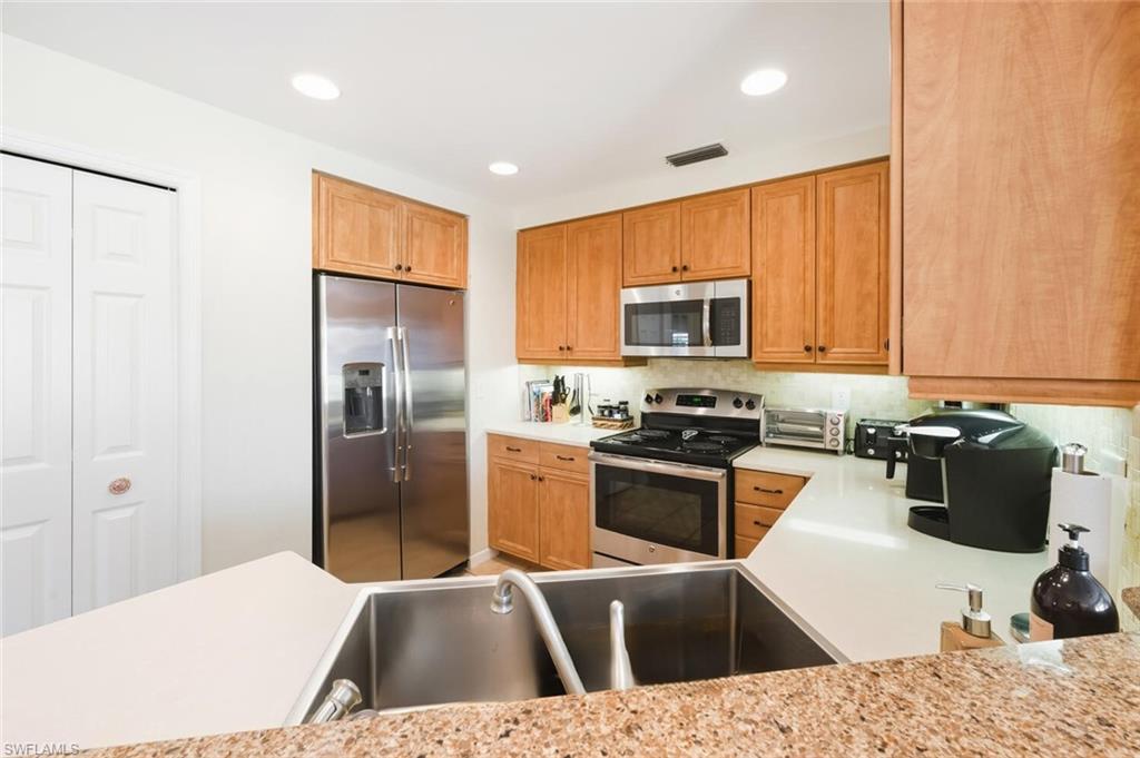 1051 Egrets Walk CIR # 102 Unit: 7-102