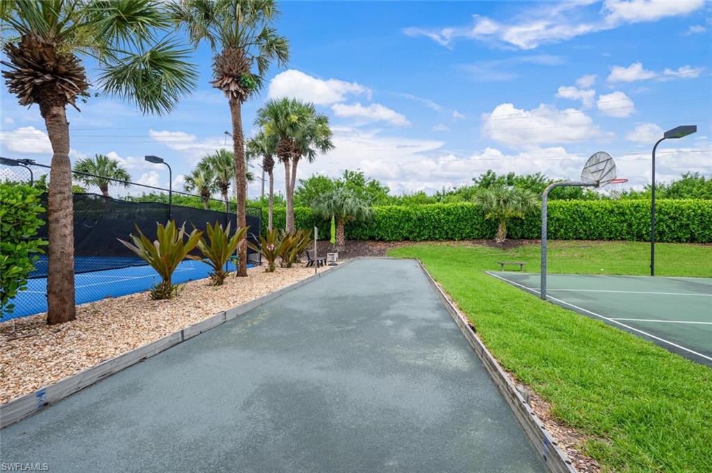 7762 Gardner DR # 102