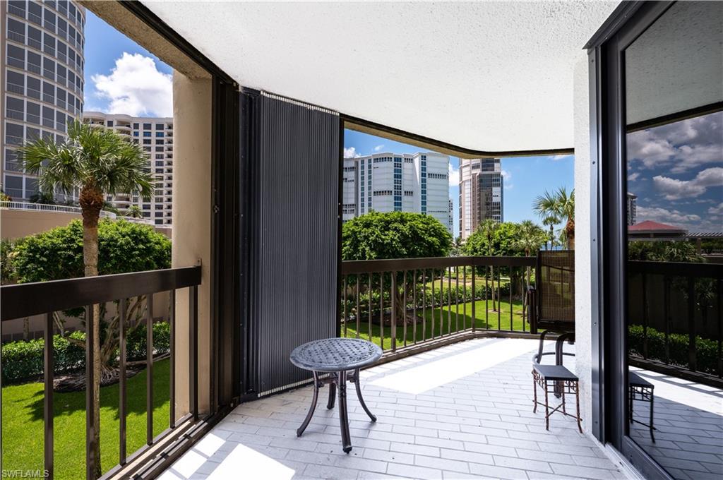 4551 Gulf Shore BLVD N # 306