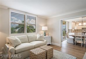 10691 Gulf Shore DR # 502