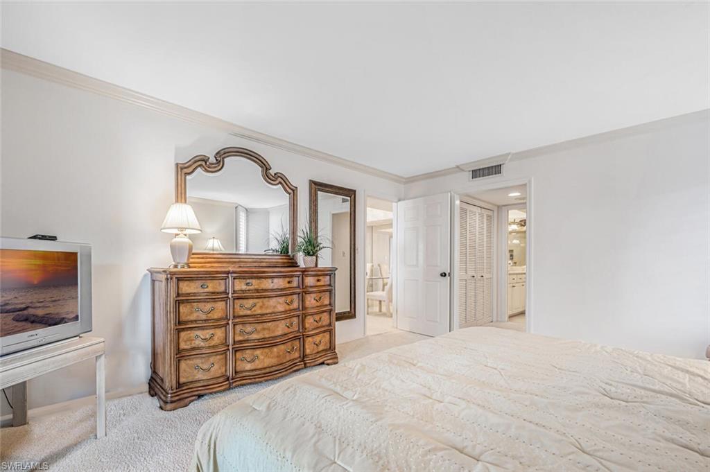 4551 Gulf Shore BLVD N # 605