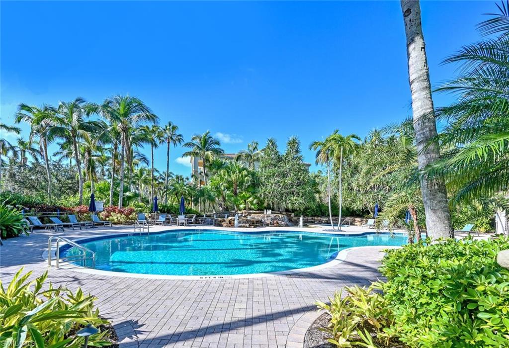 2843 Tiburon BLVD E # 102 Unit: 7-102