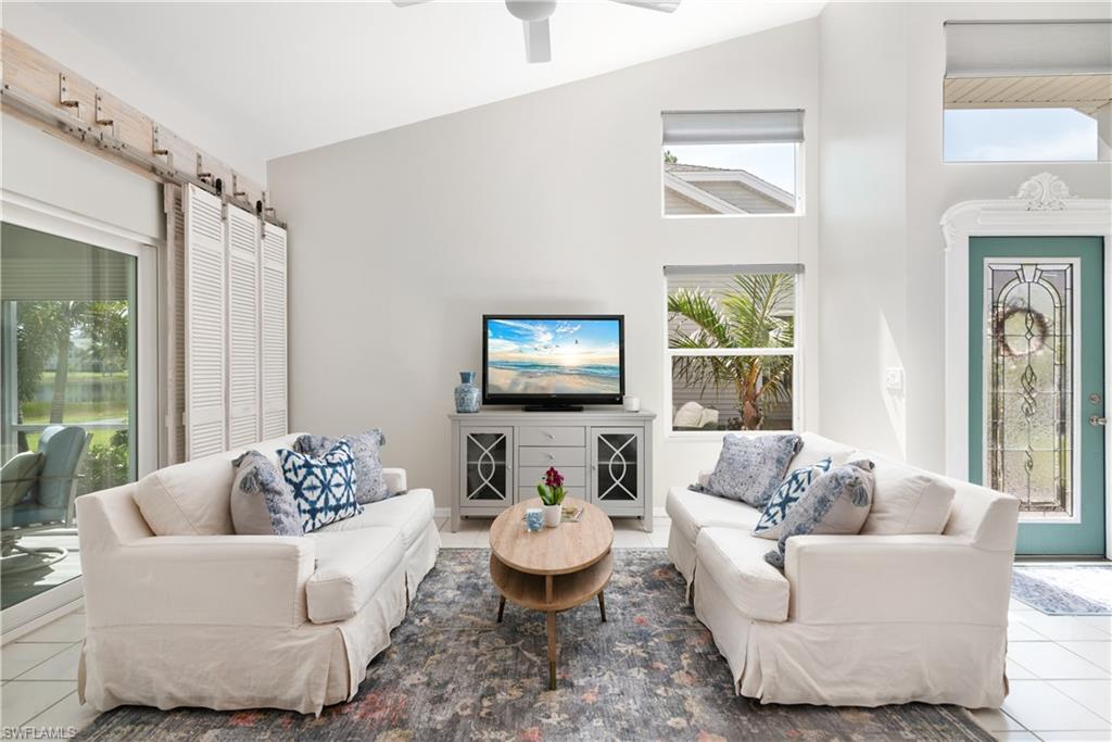 141 Bristol LN # 21, NAPLES Unit: C-21