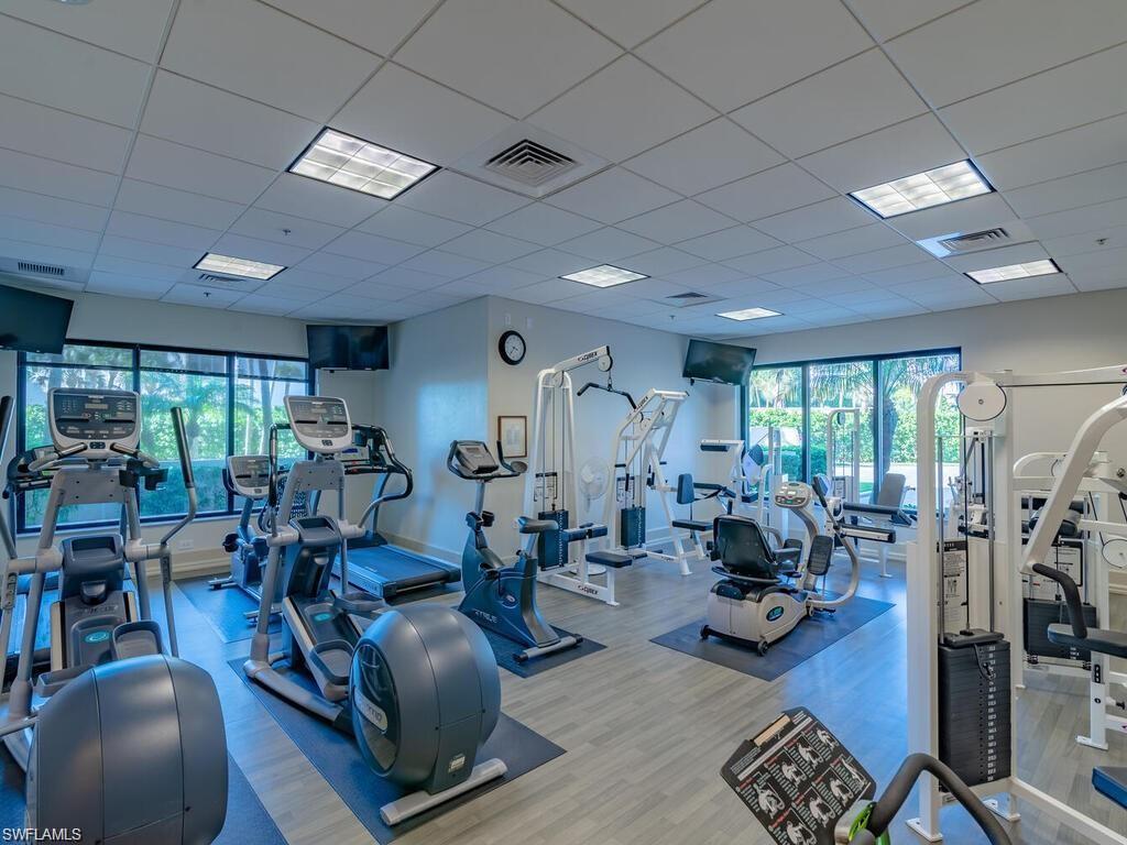 4551 Gulf Shore BLVD N # 306