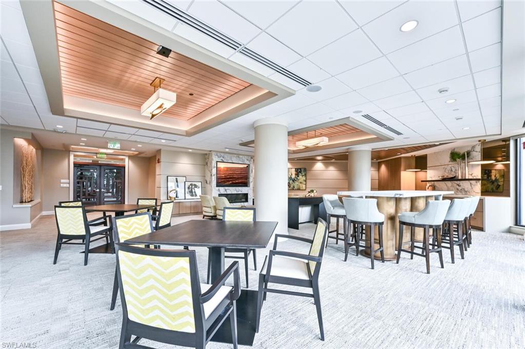 4551 Gulf Shore BLVD N # 306