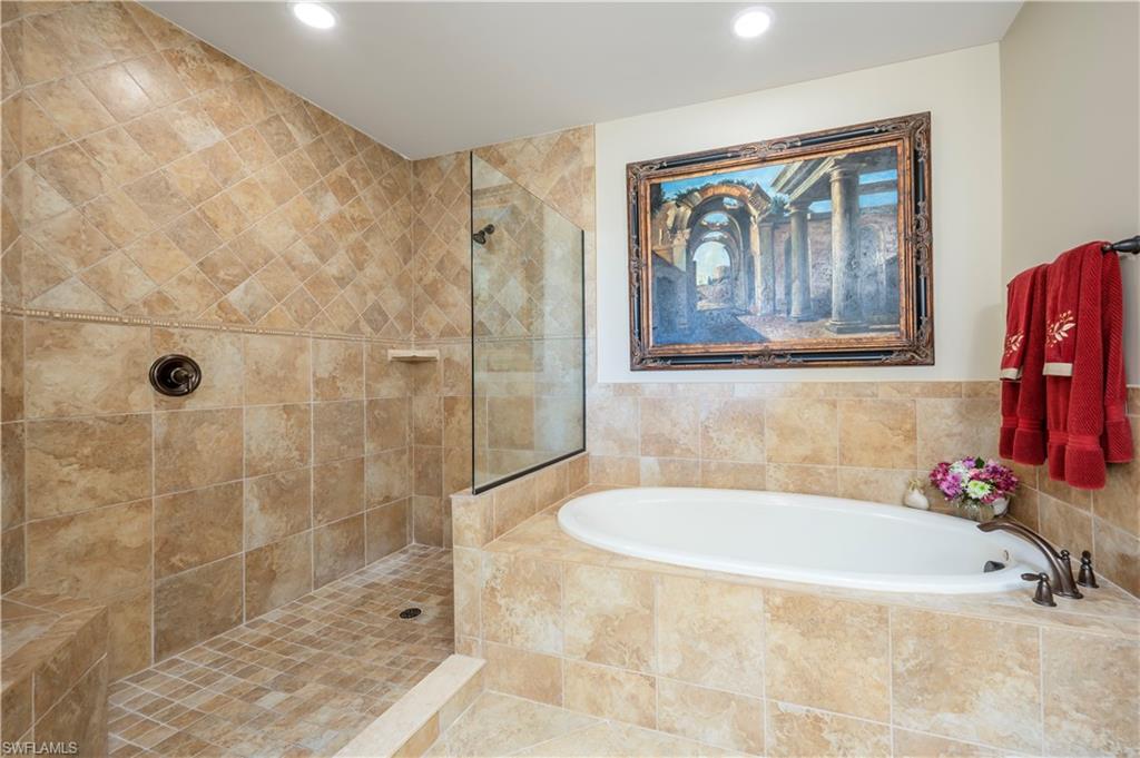 2555 Marquesa Royale LN # 301 Unit: 1-301