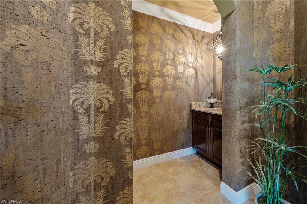 2555 Marquesa Royale LN # 301 Unit: 1-301