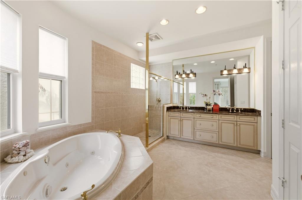 2843 Tiburon BLVD E # 102 Unit: 7-102