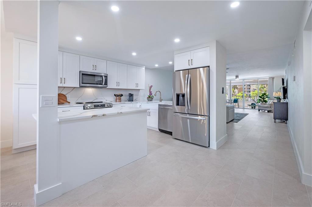 11118 Gulfshore # 203