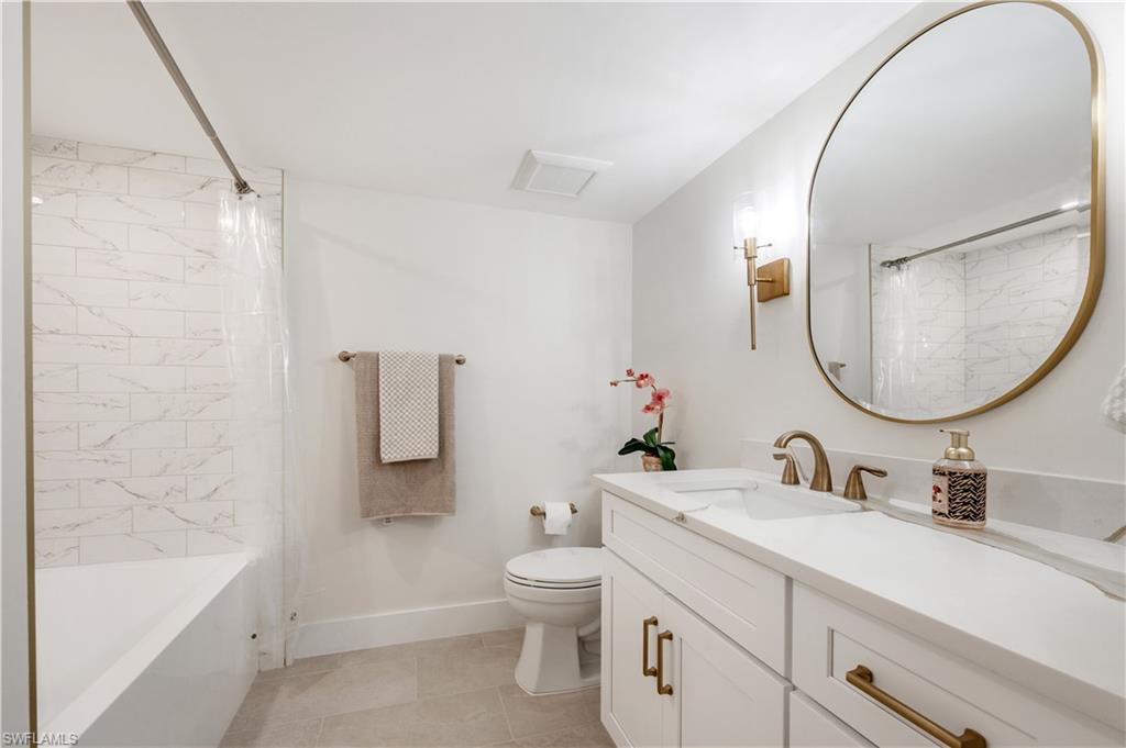 11118 Gulfshore # 203